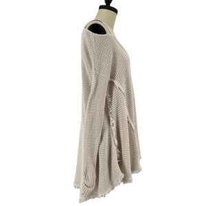 Free people, cold shoulder, bohemian beige Size M tunic sweater top